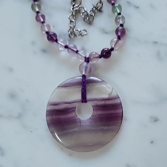 π£HPπ£Flourite Donut Pendant Necklace - Picture 1 of 9